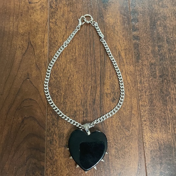 Black Diamond Spiked Heart Necklace Goth Dark Vampire - Picture 2 of 3